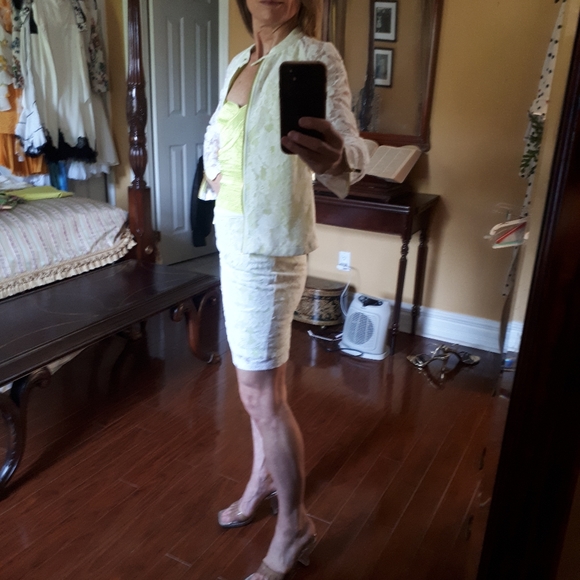 Kenneth Cole lace bomber jacket - Picture 2 of 6